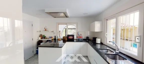 8 bedrooms Villa in Benajarafe, Spain No. 60169 17