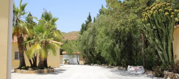 8 bedrooms Villa in Benajarafe, Spain No. 60169 9