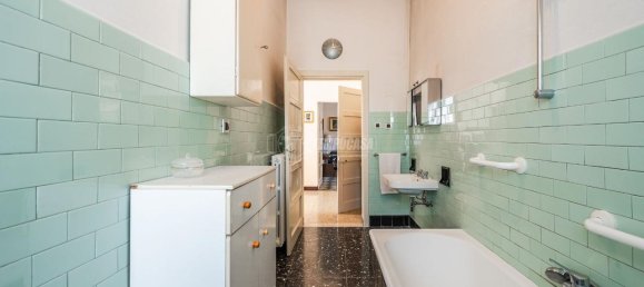 4 rooms House in Vignola, Italy No. 33669 26