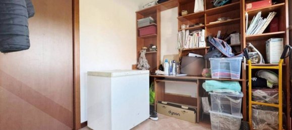 3 rooms Apartment in Rome, Italy No. 206103 40
