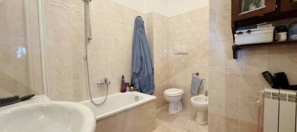 3 rooms Apartment in Rome, Italy No. 206103 36
