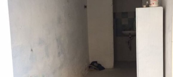 2 rooms Commercial property in Livorno, Italy No. 148465 2