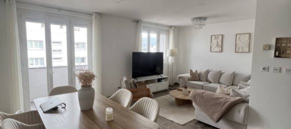 2 bedrooms Apartment in Saint-Etienne, France No. 358291 3