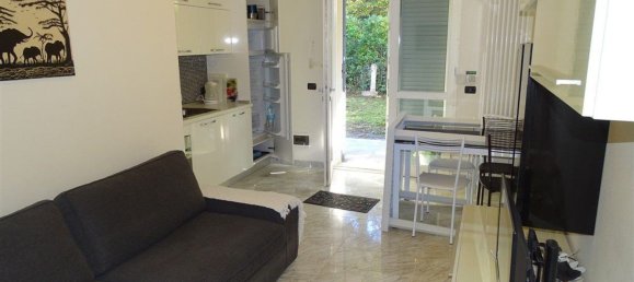 5 bedrooms Villa in Montignoso, Italy No. 316756 20