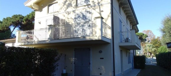 5 bedrooms Villa in Montignoso, Italy No. 316756 5