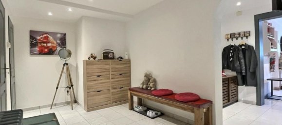 2 chambres Appartement à Freyming-Merlebach, France No. 58378 4