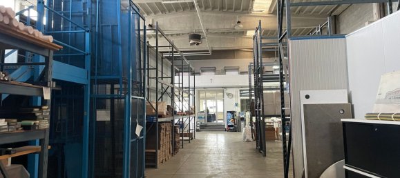  مستودع في Podenzano, Italy 2200متر مربع رقم 118533 2