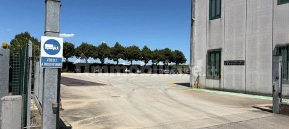 3000m² Warehouse in Faenza, Italy No. 317777 21