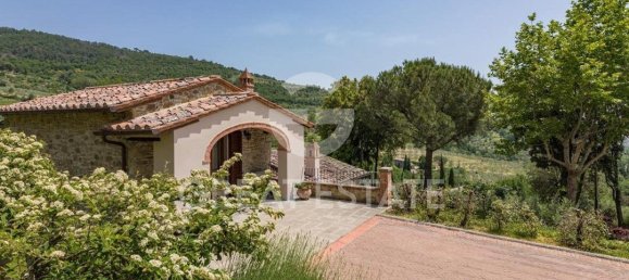 4 Schlafzimmer Schlösser in Cortona, Italy, Nr. 271937 24