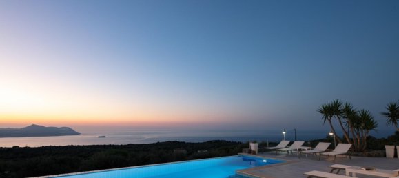 3 bedrooms Villa in Chania, Greece No. 9 30