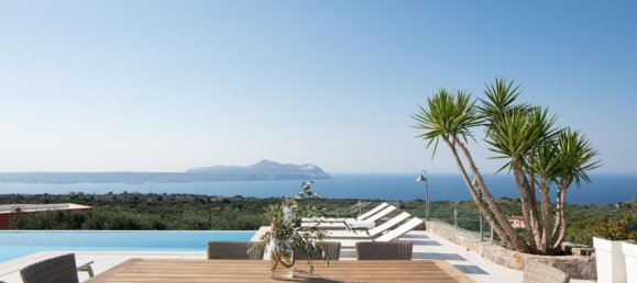 3 bedrooms Villa in Chania, Greece No. 9 3