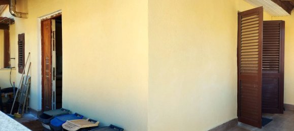 Квартира с 3 комнатами в Фьюмичино, Италия № 46802 3