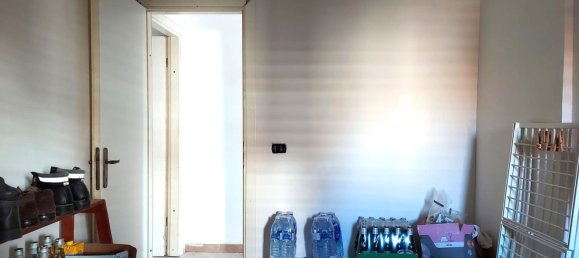 Квартира с 3 комнатами в Фьюмичино, Италия № 46802 2