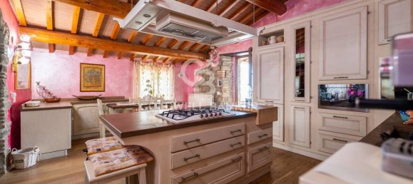 13 Schlafzimmer Haus in Gubbio, Italy, Nr. 300274 20