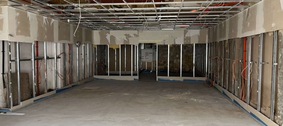 Коммерческая недвижимость 100м² в Ойскирхен, Германия № 40166 3