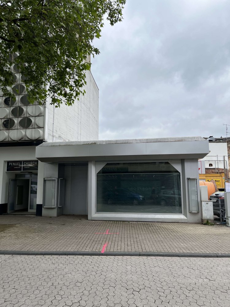 Коммерческая недвижимость 100м² в Ойскирхен, Германия № 40166