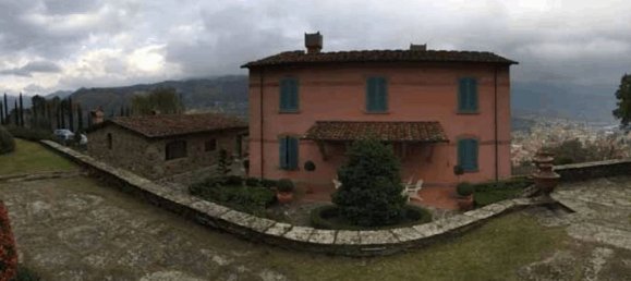 35 rooms House in Vaiano, Italy No. 40000 61