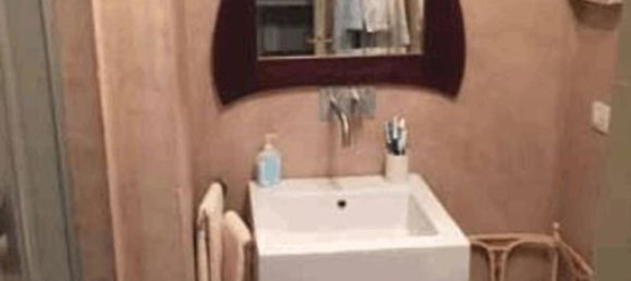 35 rooms House in Vaiano, Italy No. 40000 34