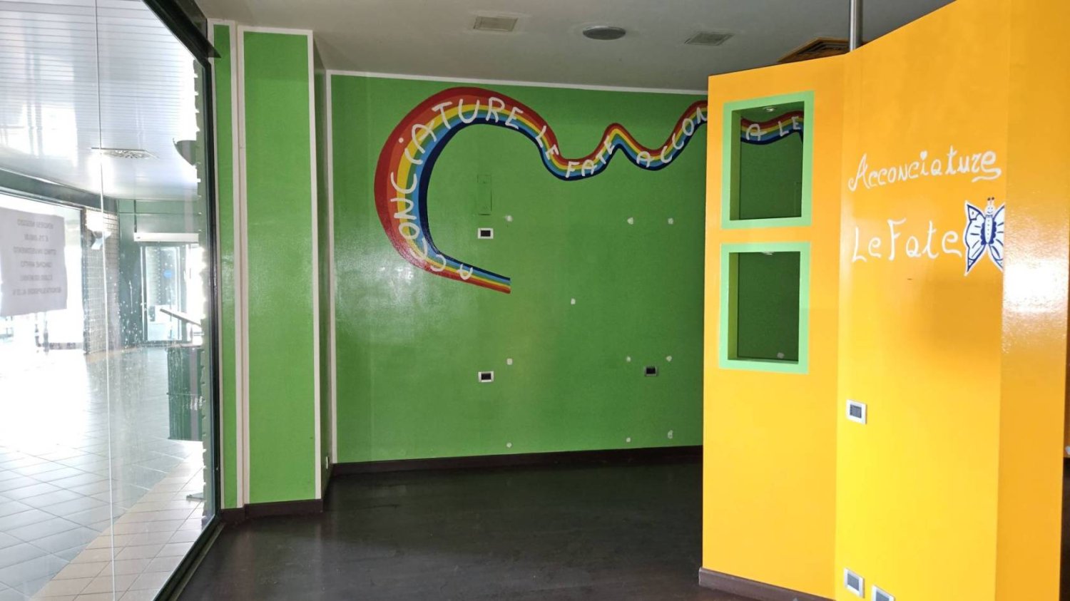 1-Zimmer Gewerbliche Immobilie in Borgosesia, Italy, Nr. 155659