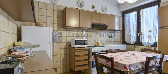 3 bedrooms Penthouse in Zanica, Italy No. 357962 8