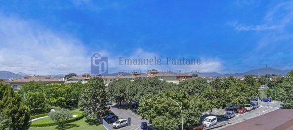 3 bedrooms Penthouse in Zanica, Italy No. 357962 14