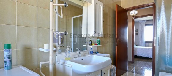 3 bedrooms Penthouse in Zanica, Italy No. 357962 23
