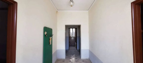 Studio à Mileto, Italy No. 126442 7