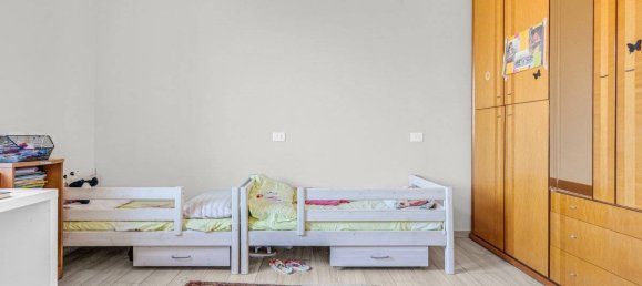 2 bedrooms Apartment in Paullo, Italy No. 277005 2