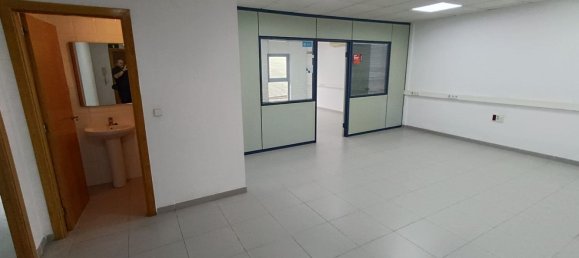 Gewerbliche Immobilie in San Gines, Spain 115m², Nr. 155138 28