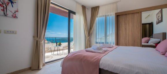 3 bedrooms Commercial property in Budva, Montenegro No. 105 5