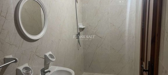 1 bedroom Maisonette in Senglea, Malta No. 8252 17