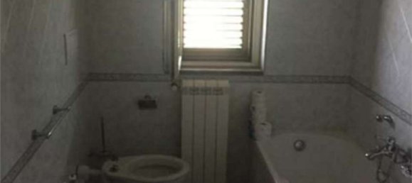 Квартира с 7 комнатами в Каноло, Италия № 187403 20