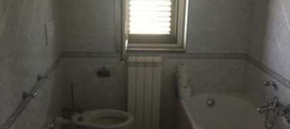 Квартира с 7 комнатами в Каноло, Италия № 187403 10