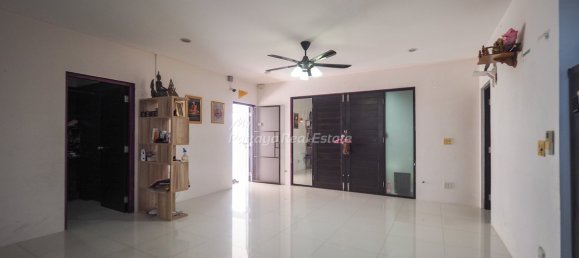 2 chambres Maison à Bang Lamung, Thailand No. 9171 27