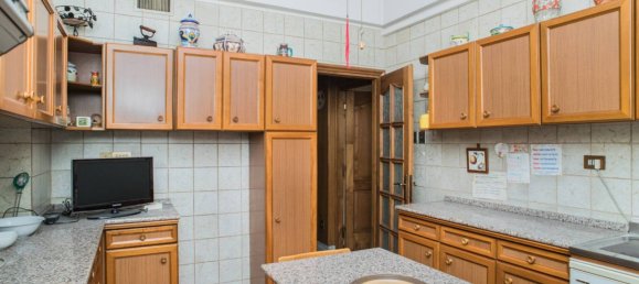 3 Schlafzimmer Wohnung in Rome, Italy, Nr. 333628 10