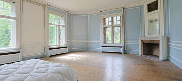 5 bedrooms House in Tourcoing, France No. 63408 12