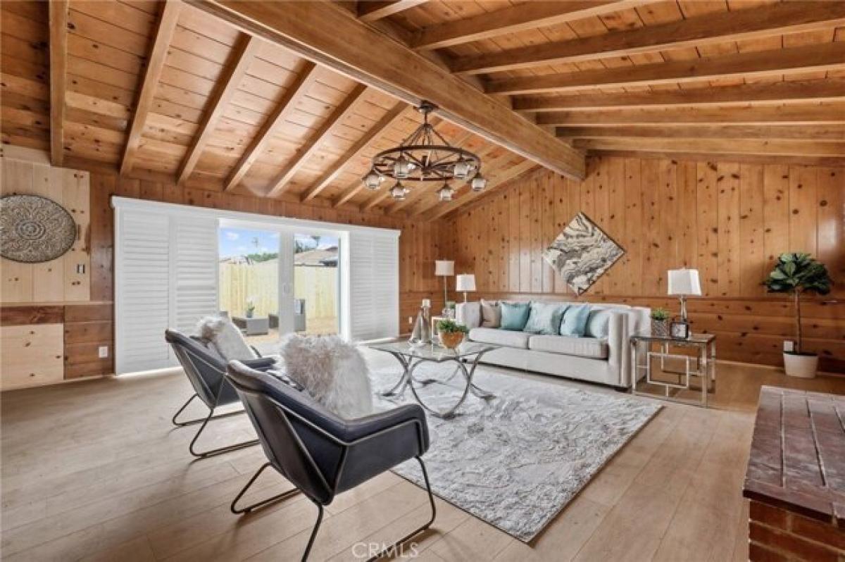 5 bedrooms House in Compton, USA No. 415614