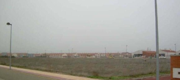 Grundstück in Aldeamayor de San Martin, Spain 4300m², Nr. 73853 4