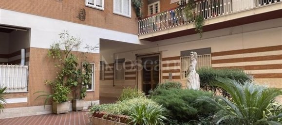 Apartamento T3 em Rome, Italy N.º 316669 20