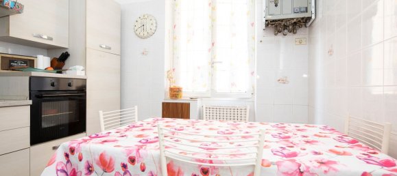 2 Schlafzimmer Wohnung in Genoa, Italy, Nr. 342214 11