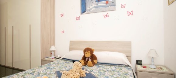 2 Schlafzimmer Wohnung in Genoa, Italy, Nr. 342214 14