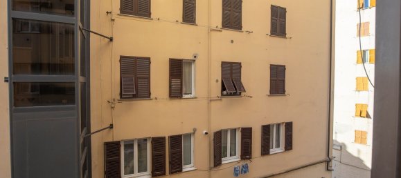 2 Schlafzimmer Wohnung in Genoa, Italy, Nr. 342214 22