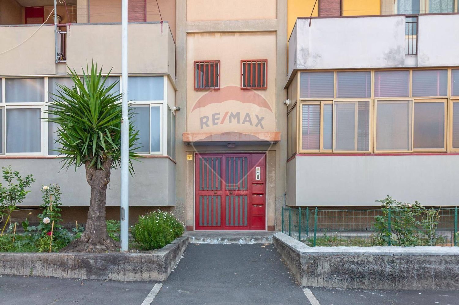 3 bedrooms Apartment in Camporotondo Etneo, Italy No. 331558