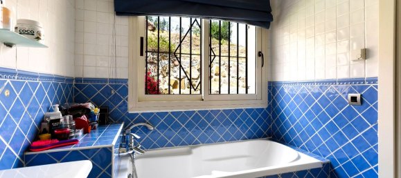 6 bedrooms Villa in Benalmadena, Spain No. 2465 16