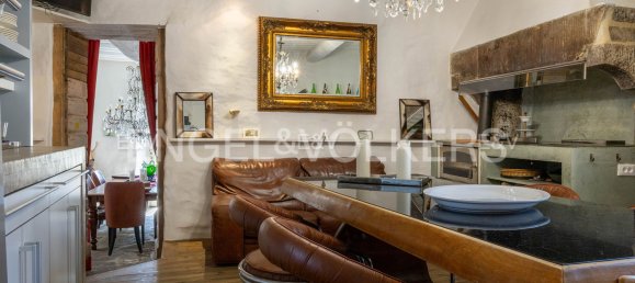 4 bedrooms House in Arezzo, Italy No. 263274 9