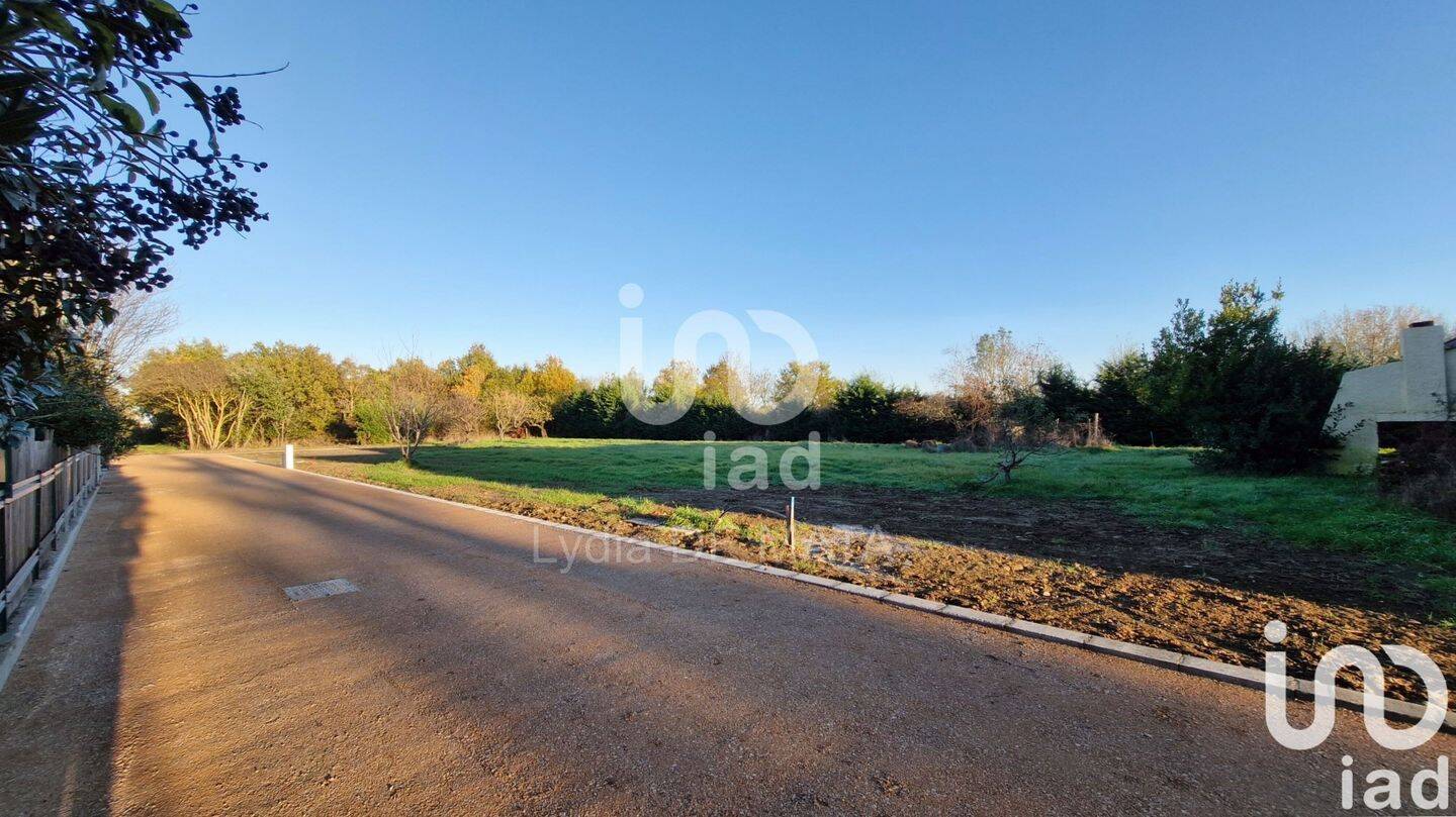  Land in Aussonne, France No. 318327
