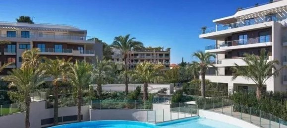 4 bedrooms Penthouse in Antibes, France No. 247283 23