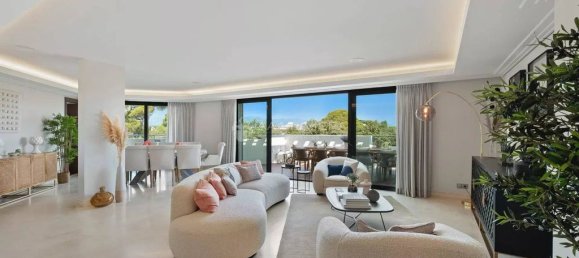4 bedrooms Penthouse in Antibes, France No. 247283 3