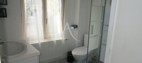 2 bedrooms House in Saint-Aignan, France No. 76965 19