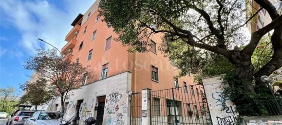 6 rooms Commercial property in Rome, Italy No. 170120 5